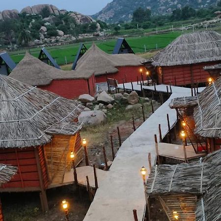 Golden Chariot Resort Hampi Eksteriør bilde