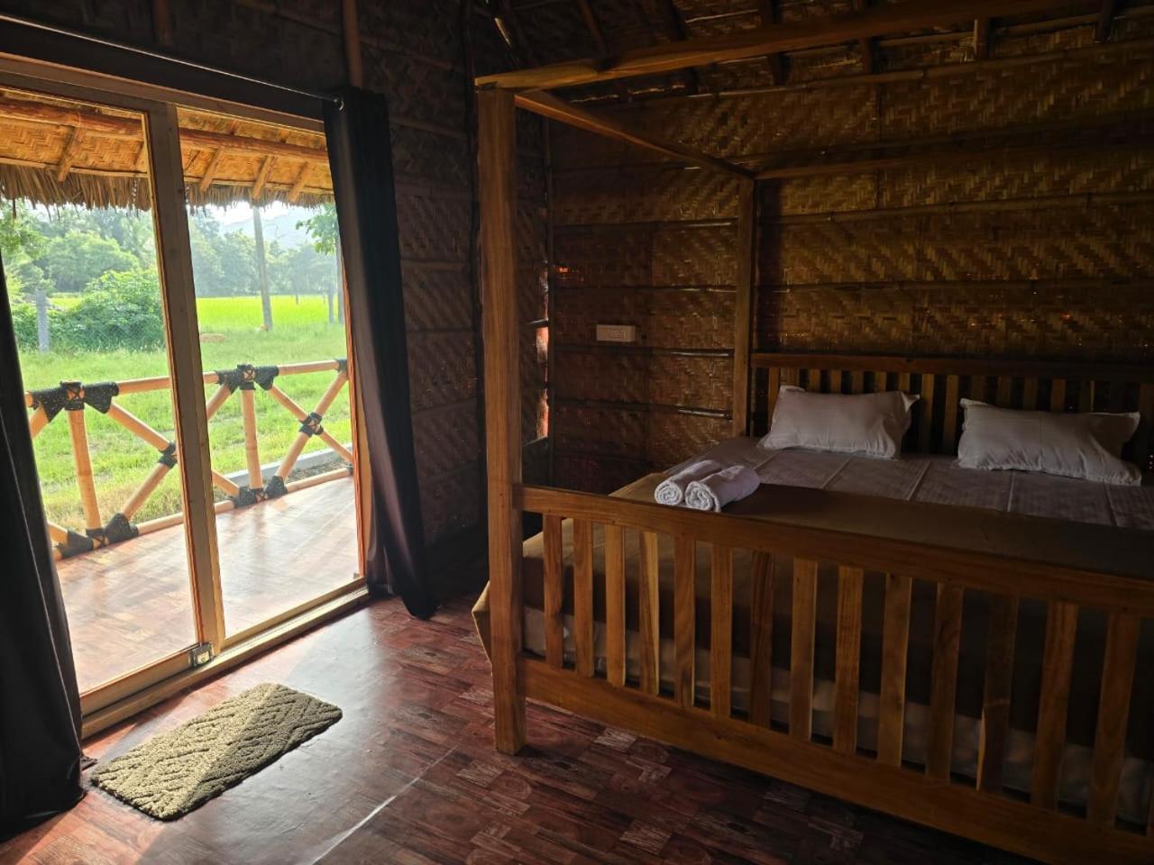 Golden Chariot Resort Hampi Eksteriør bilde